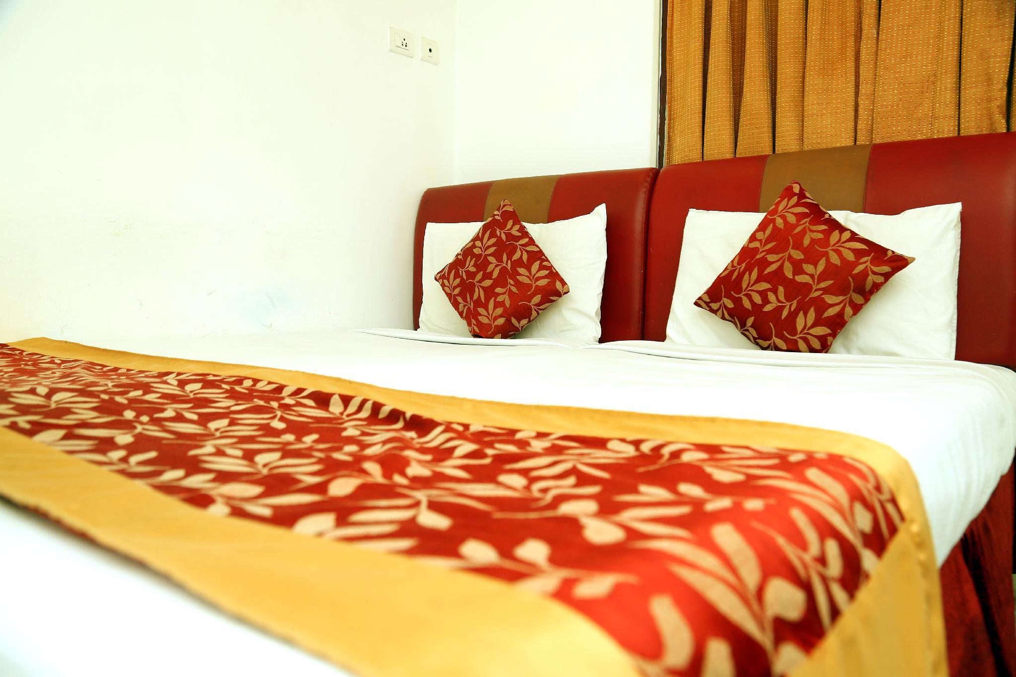HOTEL BHIMAAS