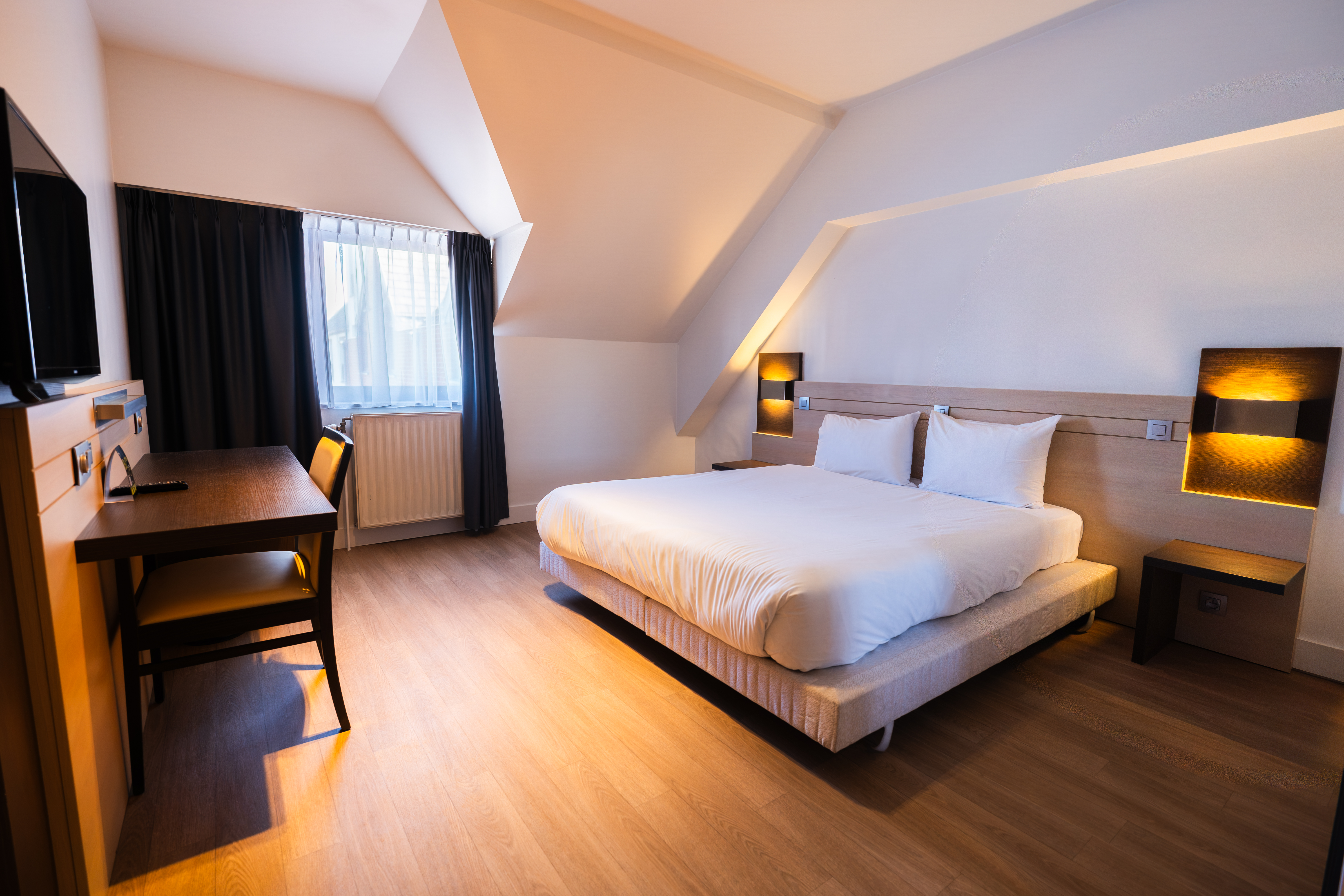 غرفة قياسية بسرير مزدوج، B&B HOTEL Mons Centre 2/3