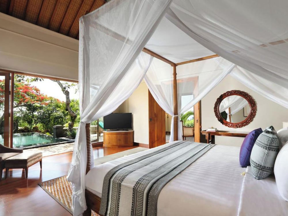 THE SHANTI RESIDENCE AND RESORT 25/66