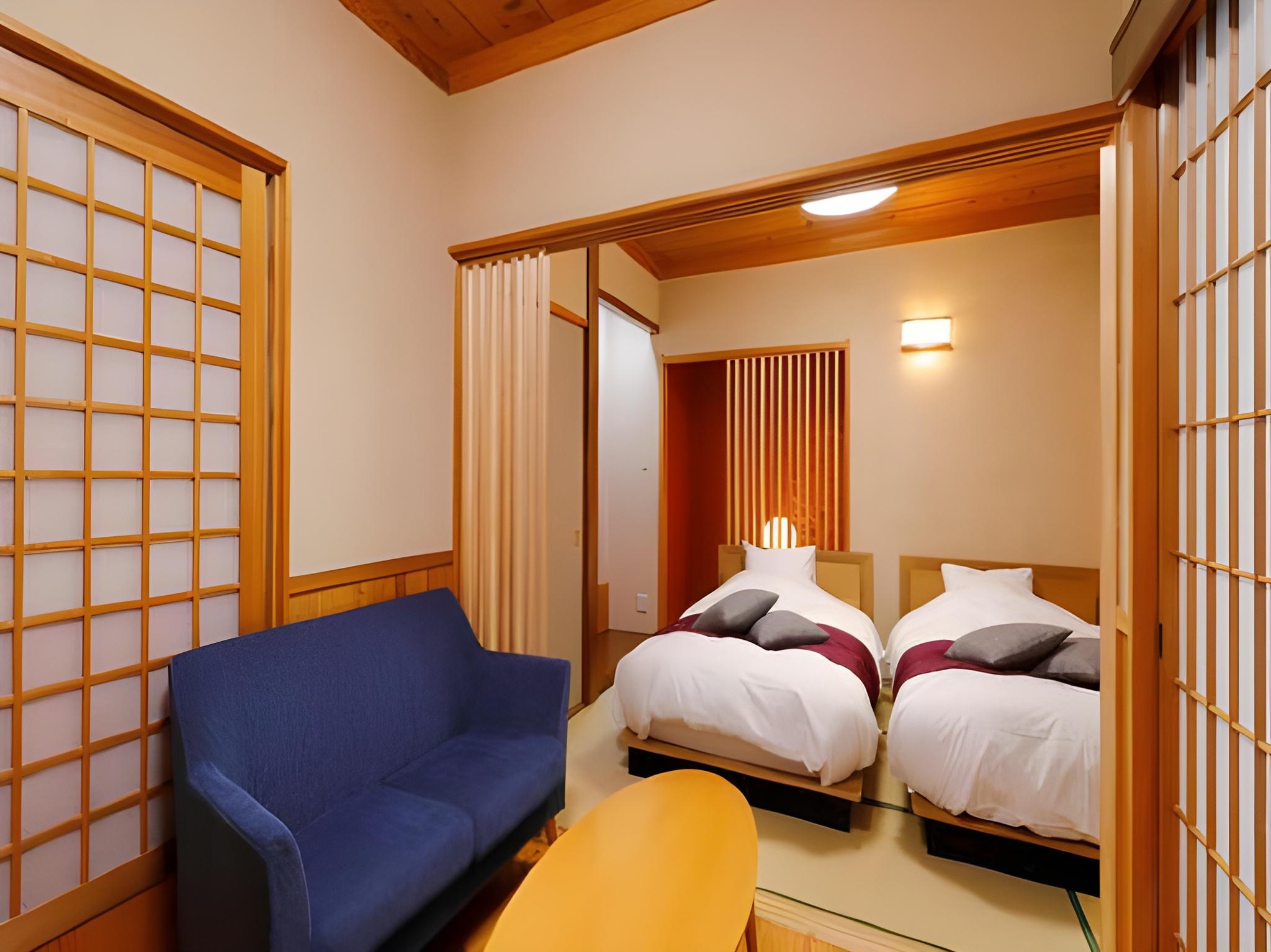 Moderate, Twin Beds, Main Building