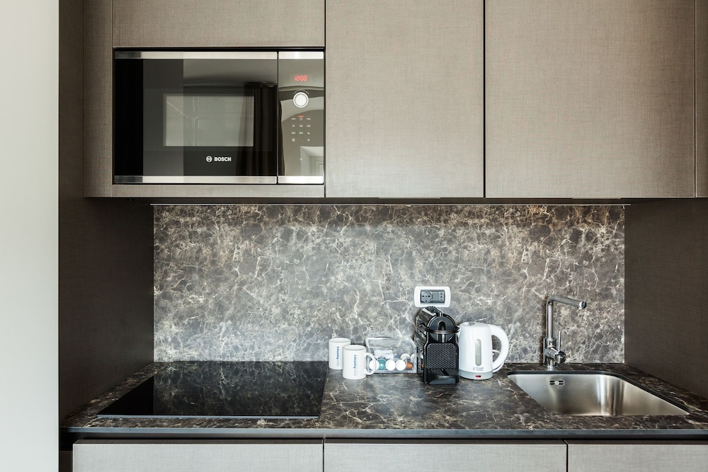 Easyhomes Duomo Suites and Apartments 35/38