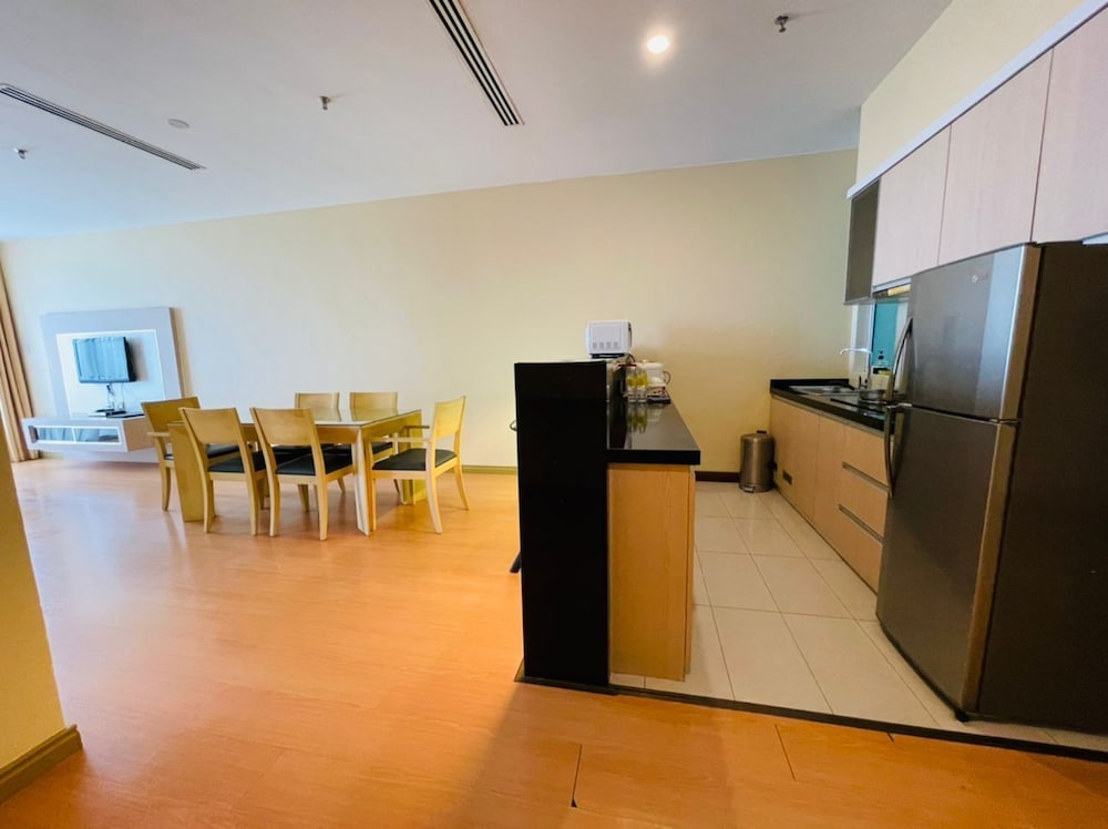 Blanco Apartment Hotel 45/59