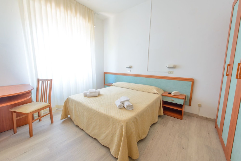 Hotel Sirena 22/30