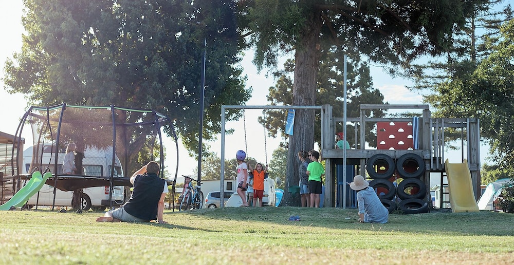 Mercury Bay Holiday Park 66/73