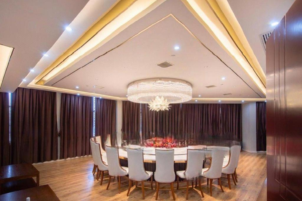 Echarm Hotel(Xiaogan Hanchuan Renmin Avenue Branch) 10/42