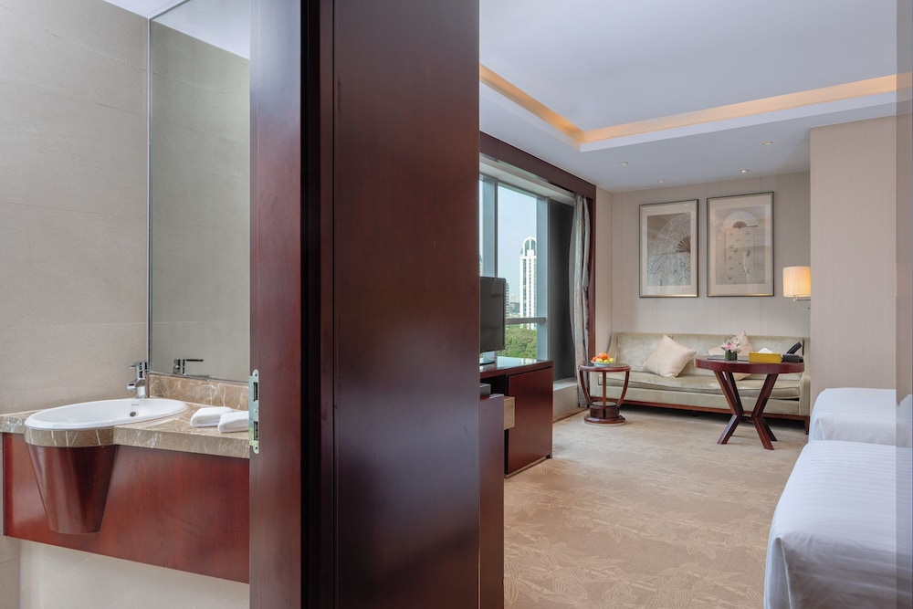 Superior, Twin Beds, Pan Pacific Ningbo 4/8
