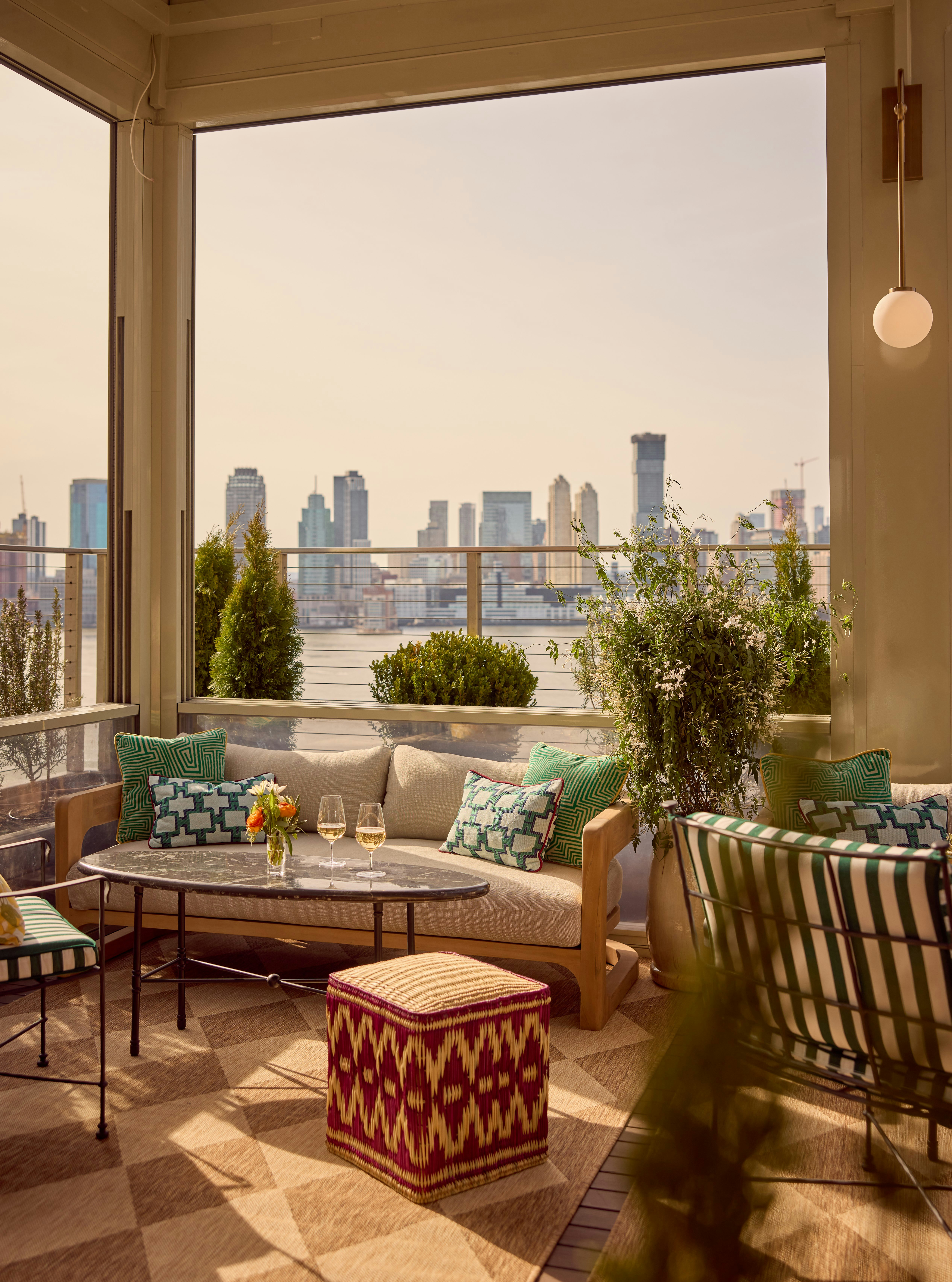 Conrad New York Downtown 60/96