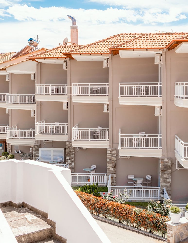GEORGALAS SUN BEACH HOTEL 1/48