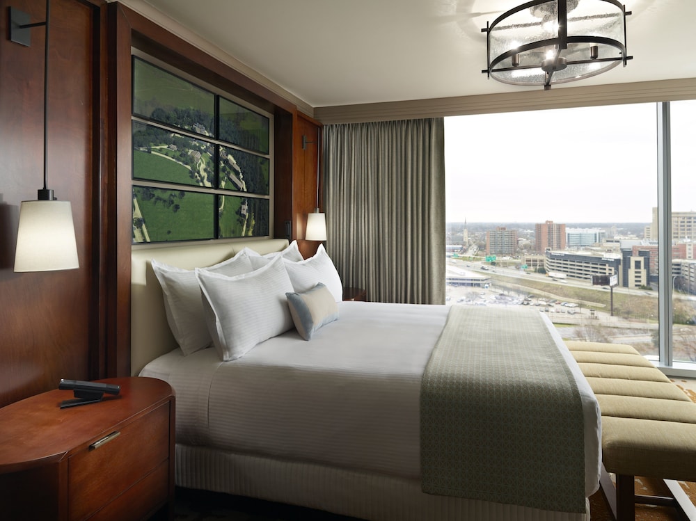 Omni Louisville Hotel 35/88