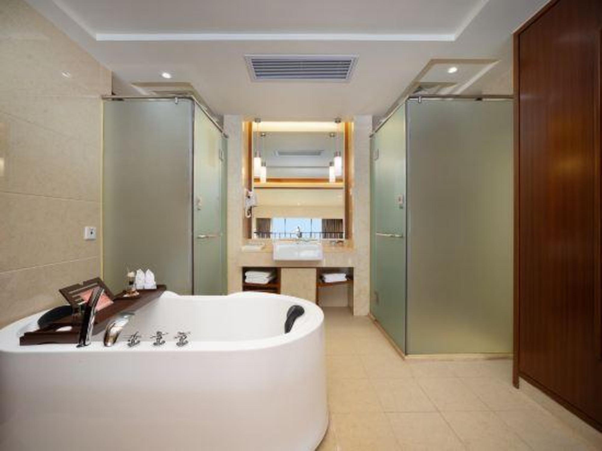 Yiyuan Xuanyu Hotel 45/45