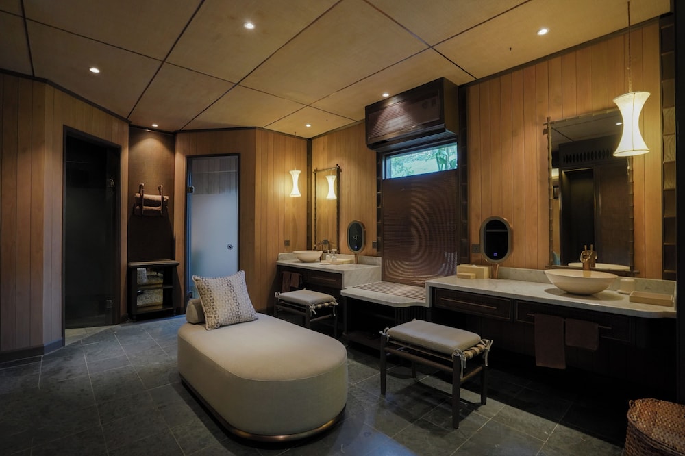 DUPLEX, POOL, VILLA, BAY VIEW
