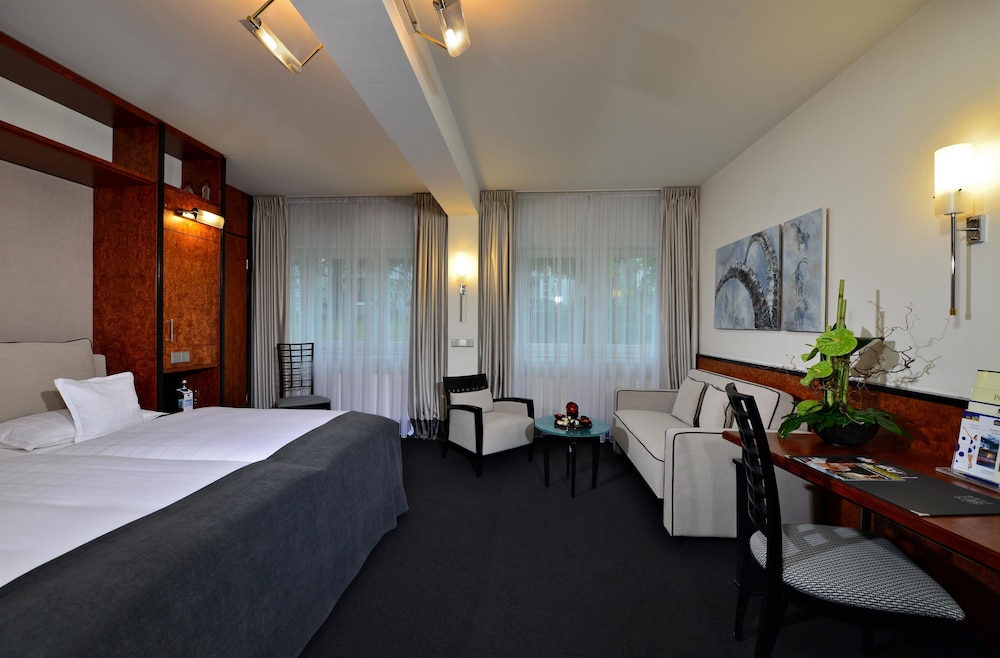 Best Western Permier Parkhotel Kronsberg 11/46