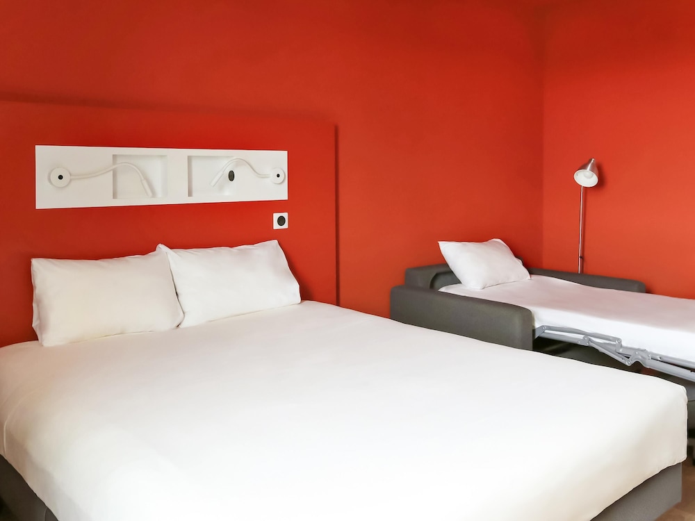 Ibis budget Beauvais Aeroport 6/22