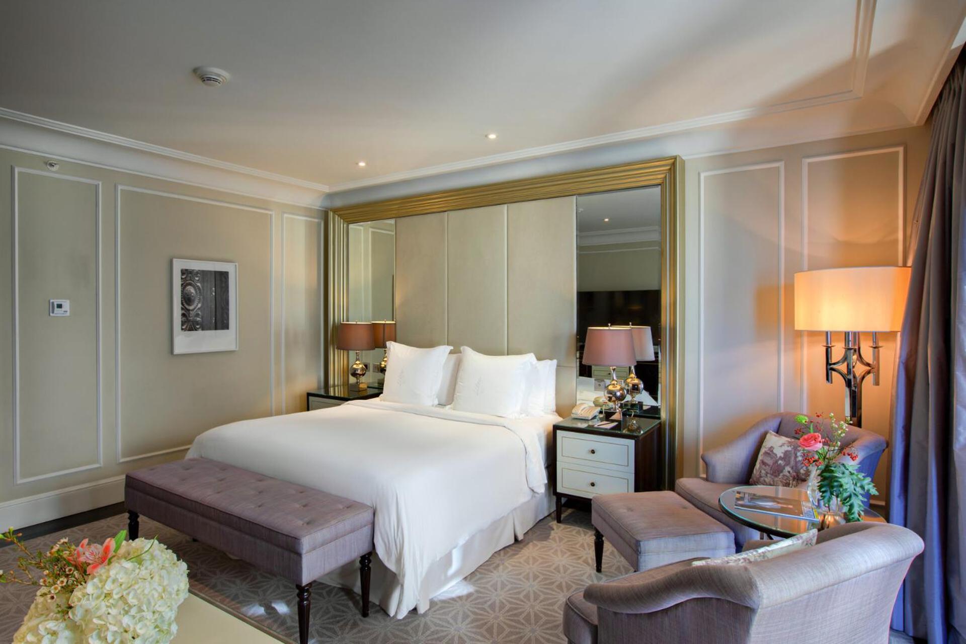 Superior, King Bed, Queen Bed, Resident View