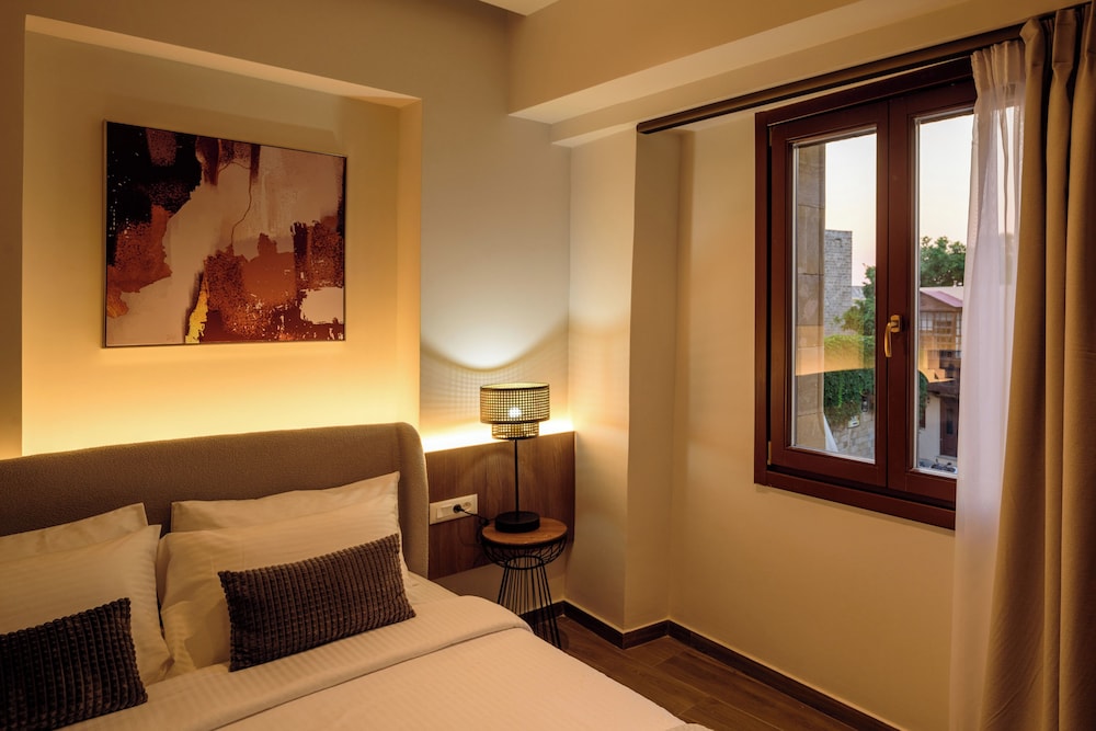 Arthur Suites 39/60