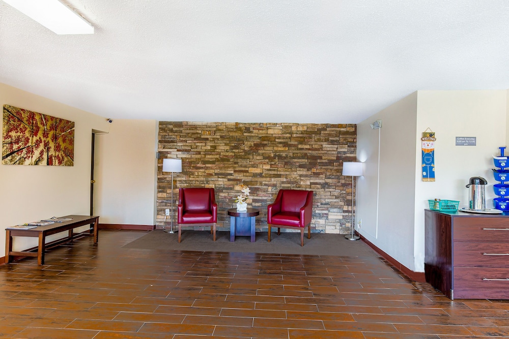 Americas Best Value Inn Moline 5/41