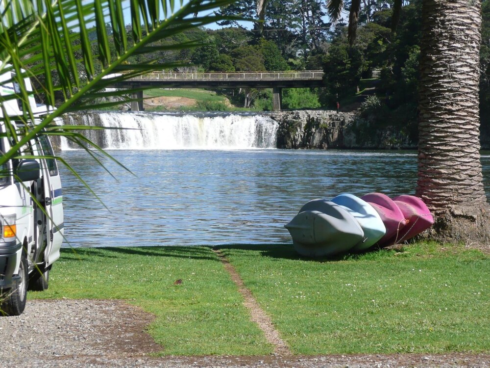 Falls Motel & Waterfront Campground 56/66