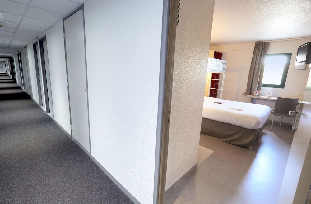 Hotel Premiere Classe Chalon Sur Saone 34/34