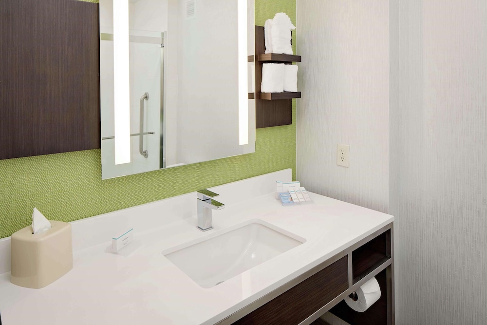 Hilton Garden Inn Dfw Airport South 18/74