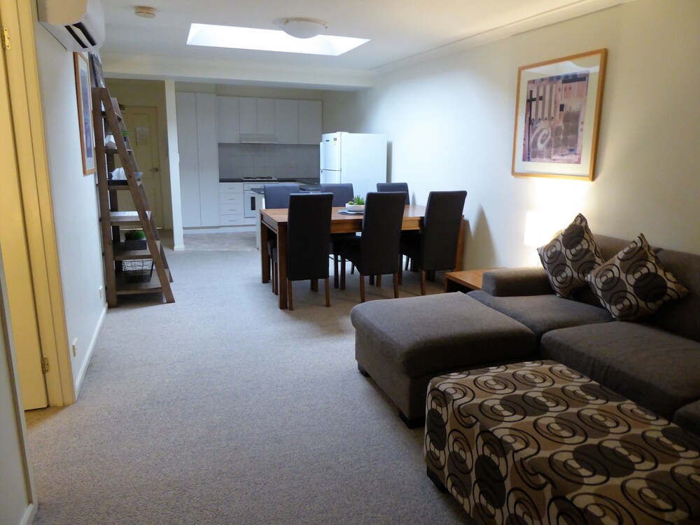 Lifestyle Apartments At Ferntree 9/66