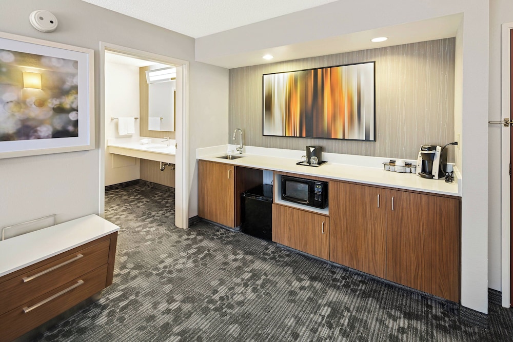 Courtyard by Marriott Bryan College Station 6/29
