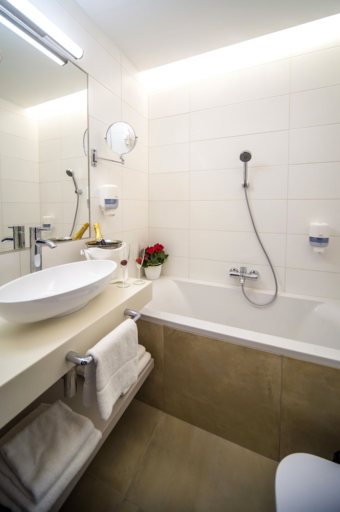Hotel Sopron 29/73