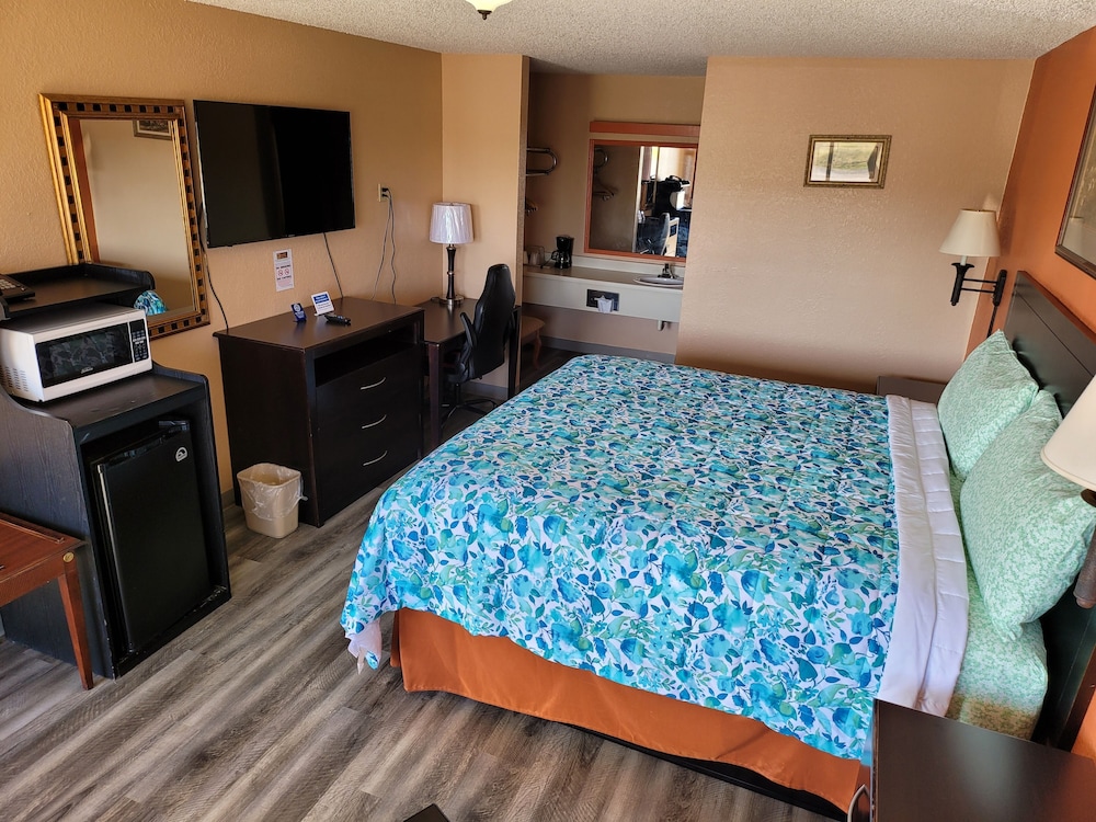 Budget Host Inn Eastland 36/56