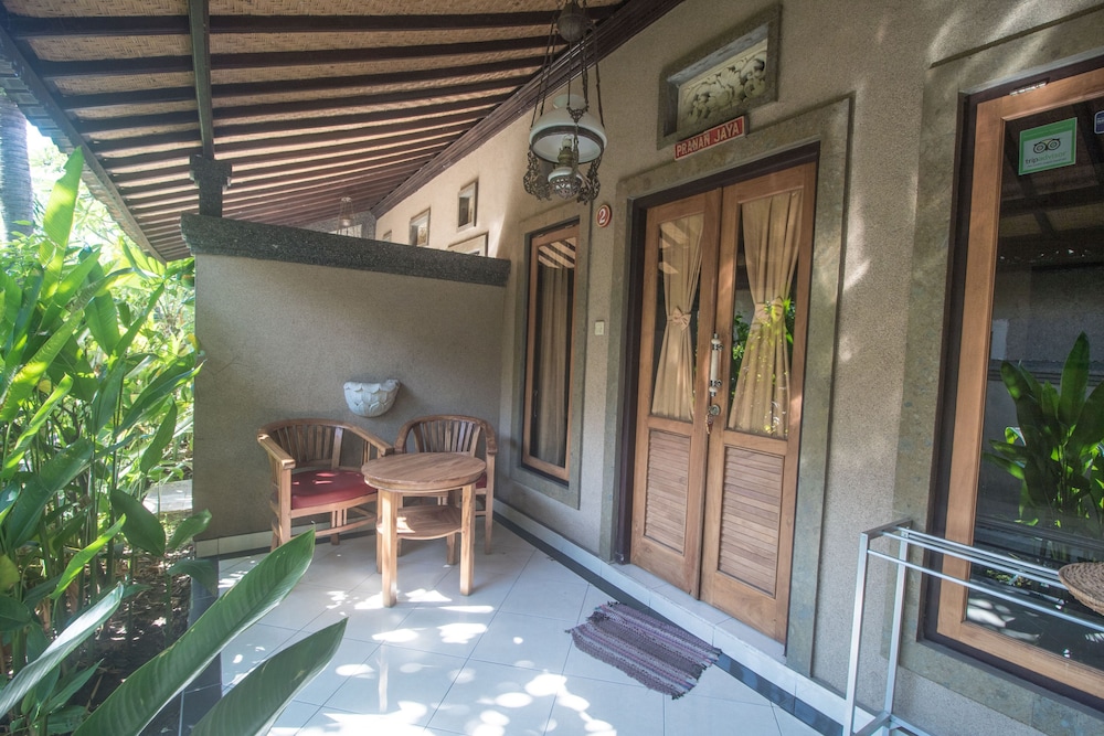 Trijaya Guest House 13/72