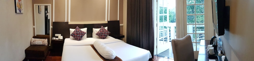 Vio Cimanuk Hotel 42/68