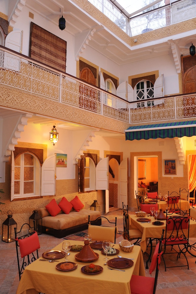 Riad Shaden 41/50