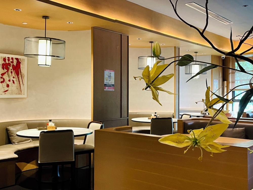 Yuwa Hotel 31/47