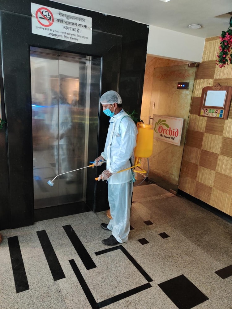 Hotel Shree Vatika 6/27