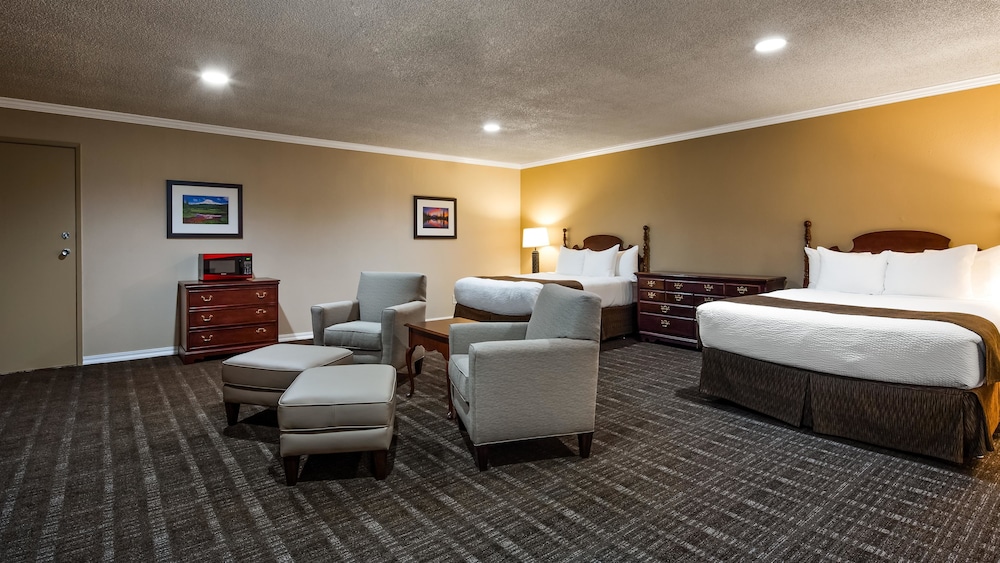 Best Western Lakewood 15/38