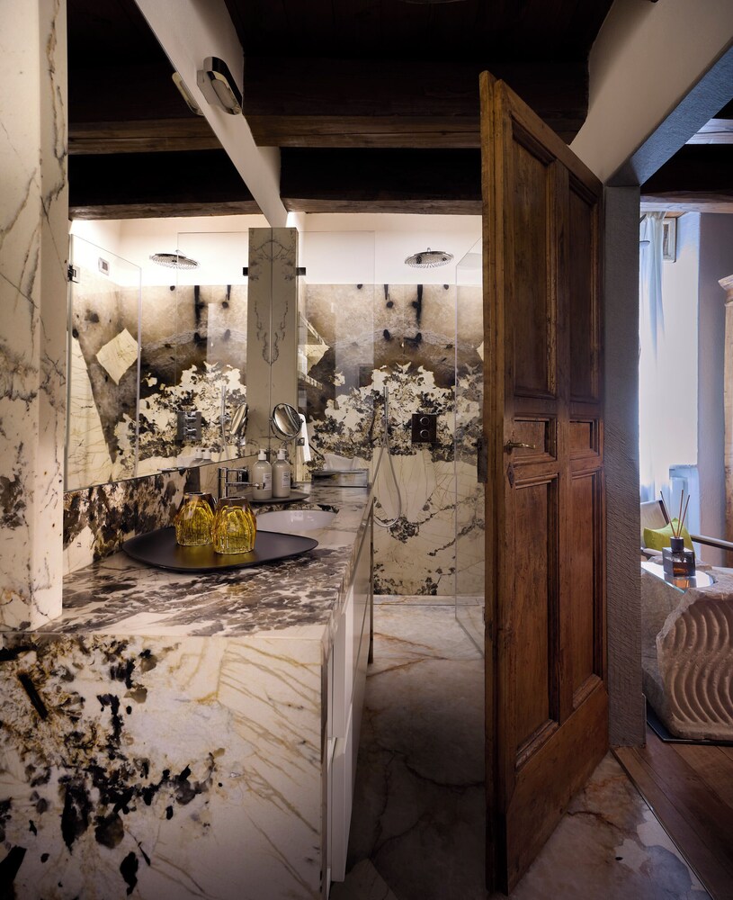 Palazzo delle Pietre Luxury Apartments 27/50