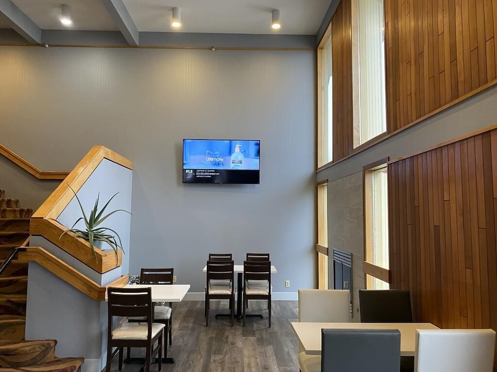 Red Lion Inn & Suites Post Falls 14/14