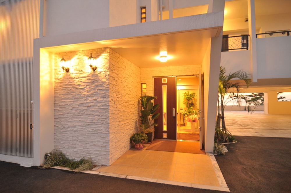 Wisteria Condominium Resort 5/50