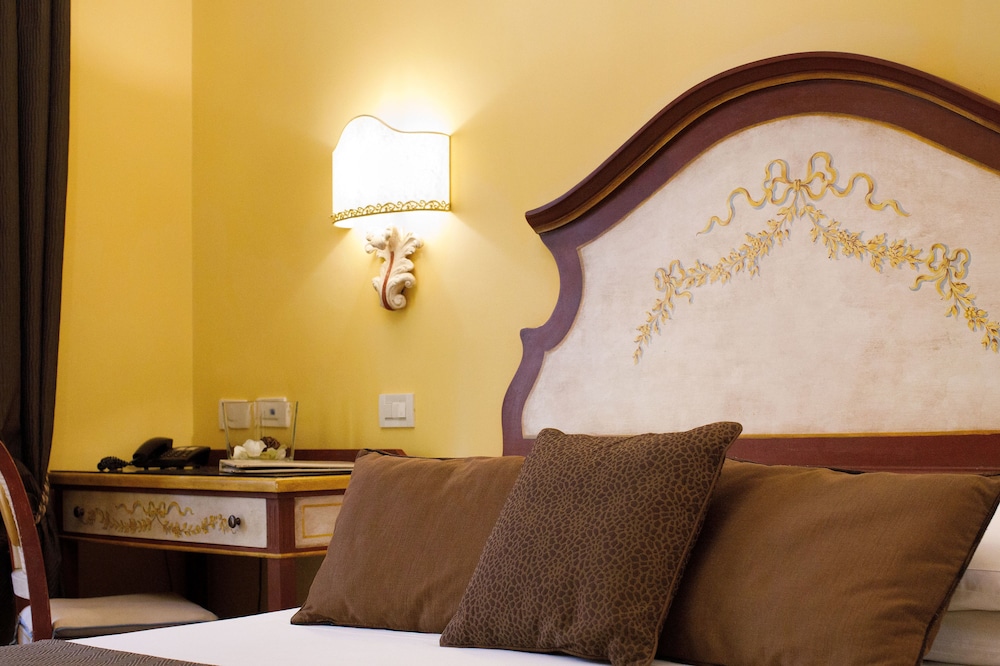 Hotel Palazzo Guardati 32/76