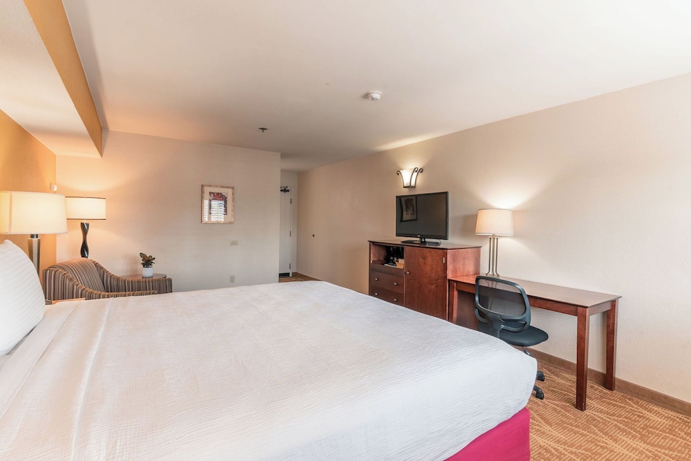 Governors Inn Hotel 17/77