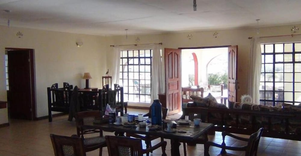 Narasha Guest House 35/47