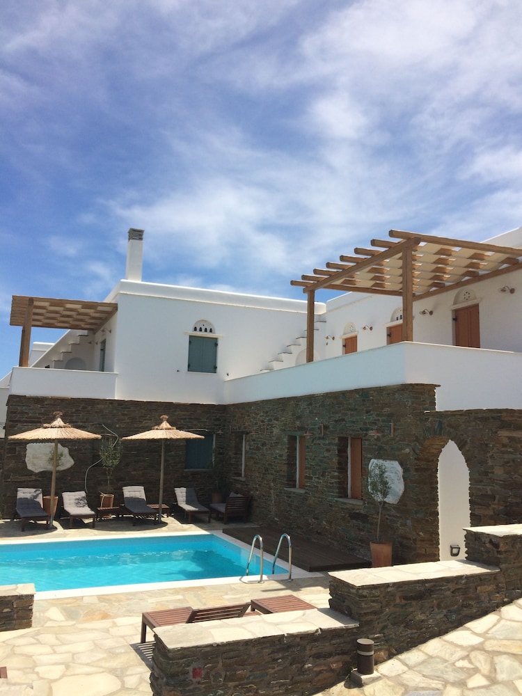 Imarkellis Boutique Villas 36/47