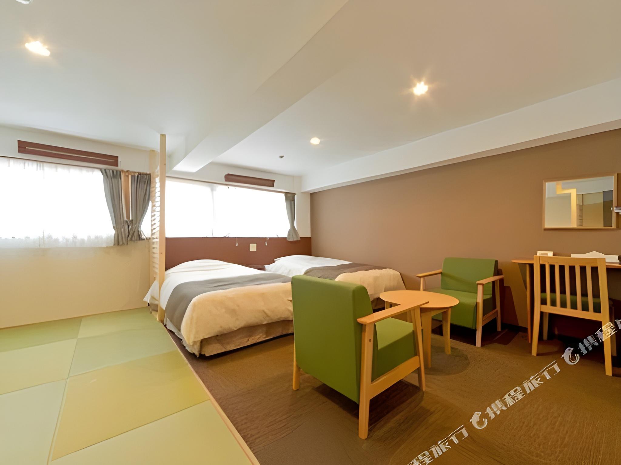 Hirakata Sun Plaza Hotel 2/10
