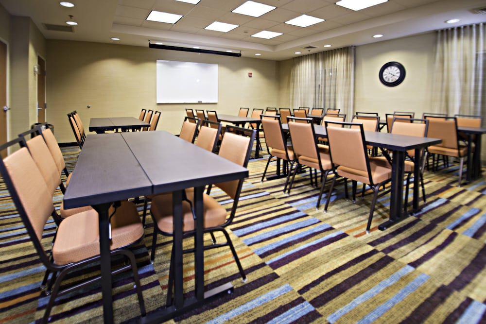 Fairfield Inn And Suites Idaho Falls 33/41