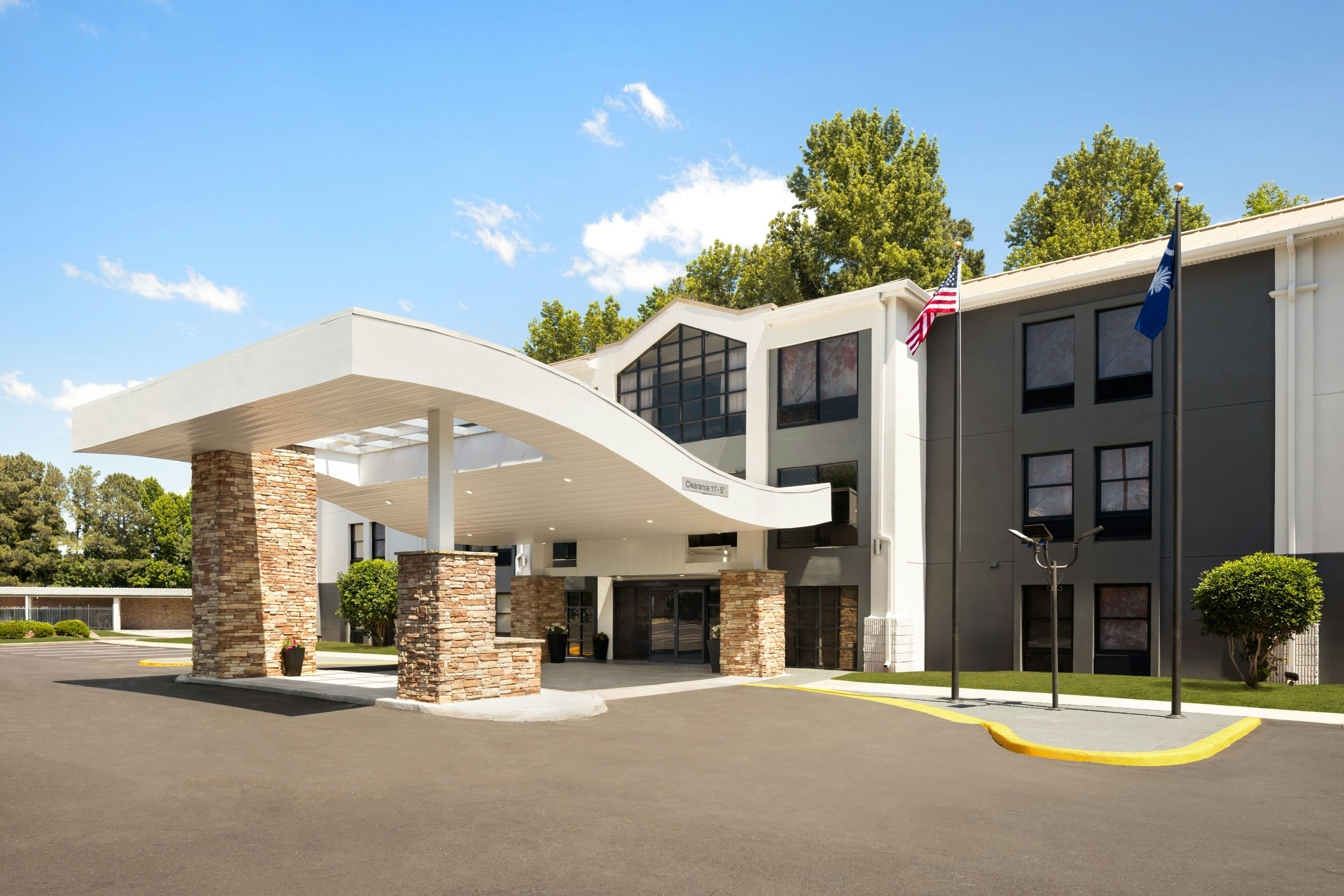 Lexington Inn And Suites, SC 16/16