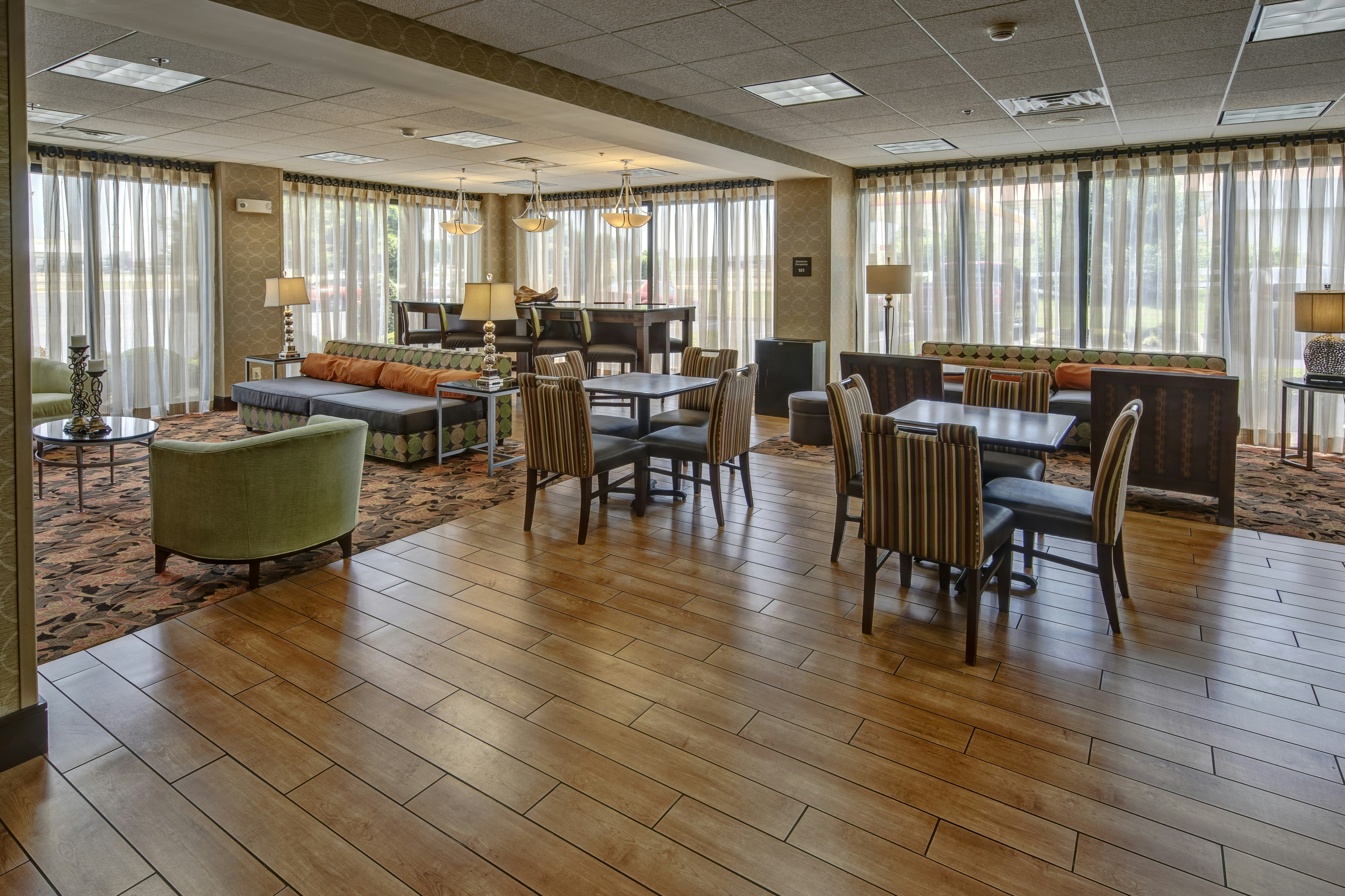 Hampton Inn Blytheville Ar 31/44