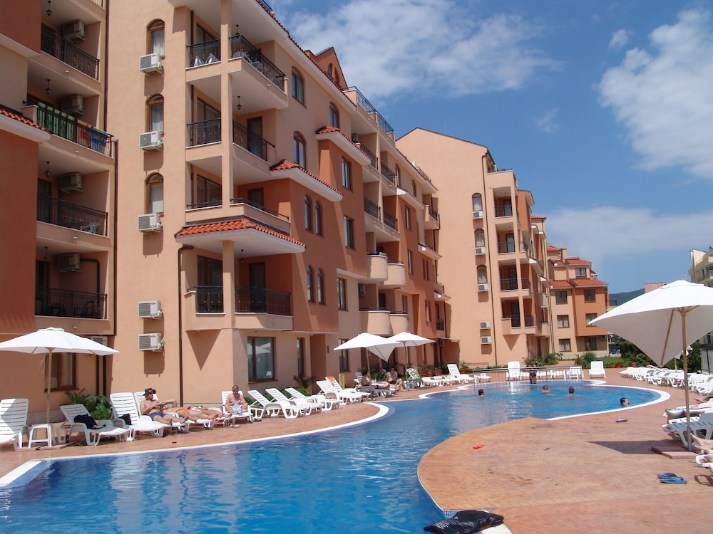 Kasandra Aparthotel 21/24