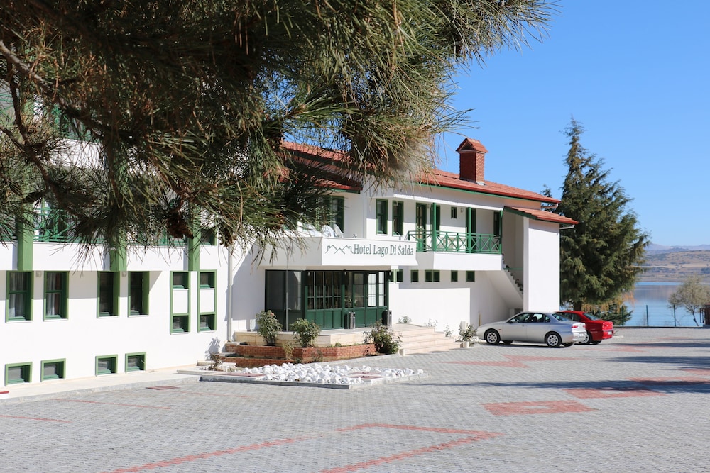 Hotel Lago Di Salda 8/50