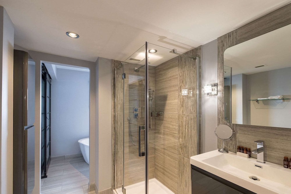 Chateau Bromont 15/38
