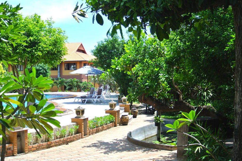 P.S. Thana Resort 57/71