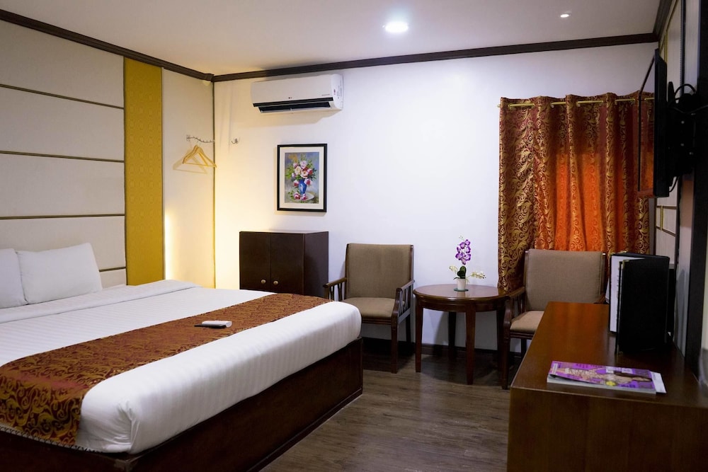 Horizon Hotel 12/50