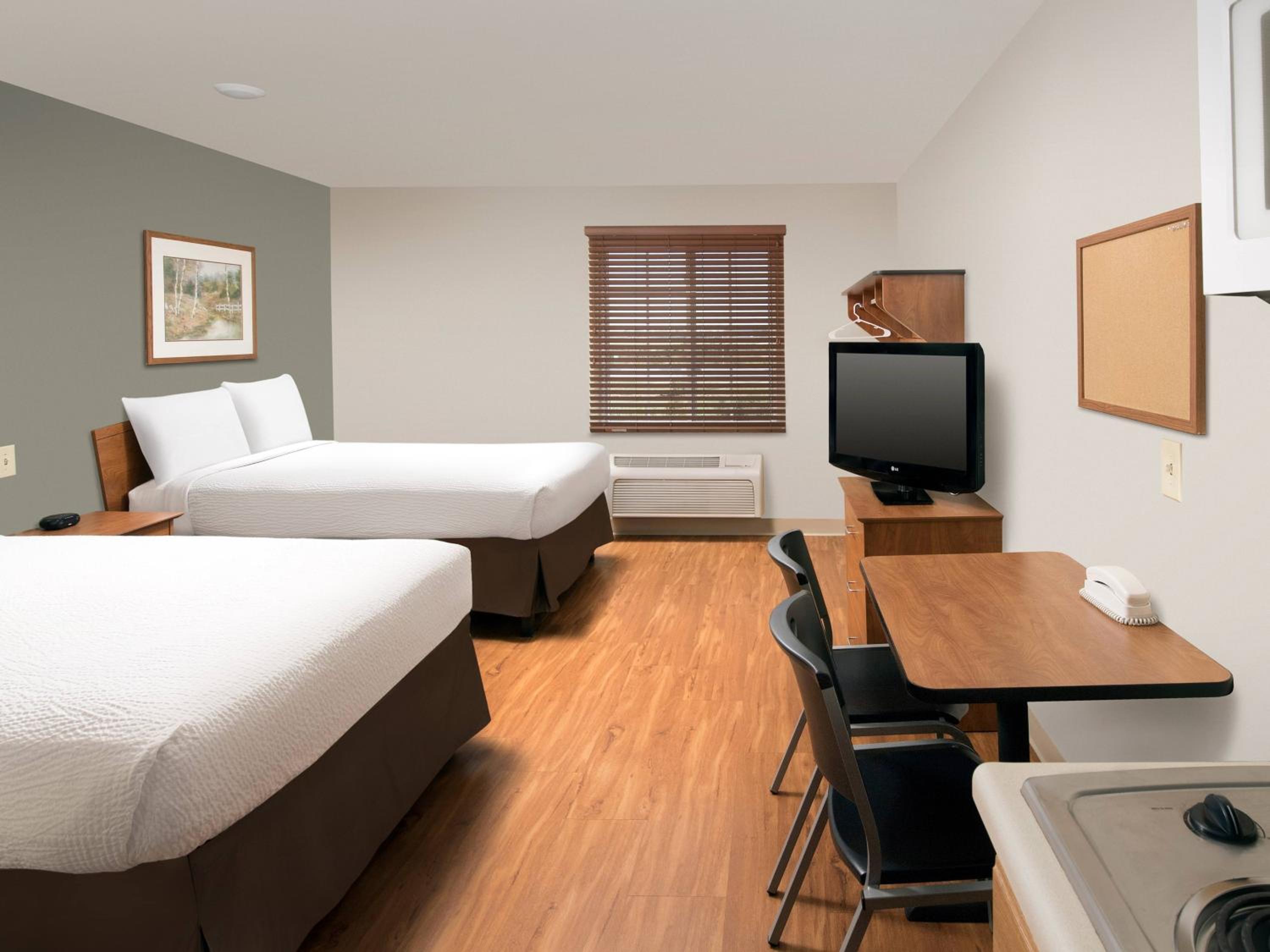 غرفة بسريرين مزدوجين، Extended Stay America Select Suites - Indianapolis - Greenwood 5/7